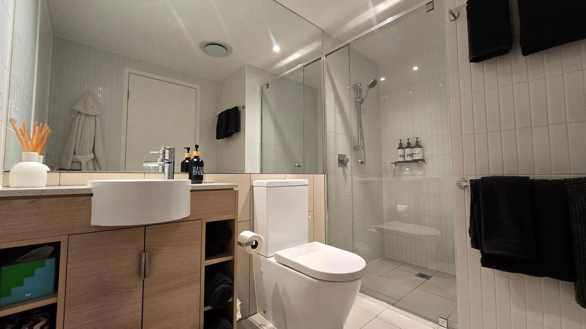 Prime Broadbeach Location Wpool Free Onsite Parking Gold Coast
